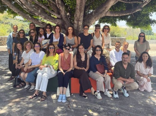 Canarias presenta su proyecto de naturalizaci&oacute;n de espacios educativos a centros de cinco comunidades aut&oacute;nomas