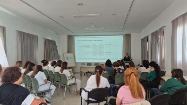 Las enfermeras del &Aacute;rea de Salud de Lanzarote celebran el D&iacute;a Mundial de la Enfermer&iacute;a en una Jornada cient&iacute;fica