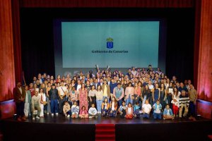 Educación entrega los premios de siete proyectos de actividades complementarias y extraescolares a 28 centros