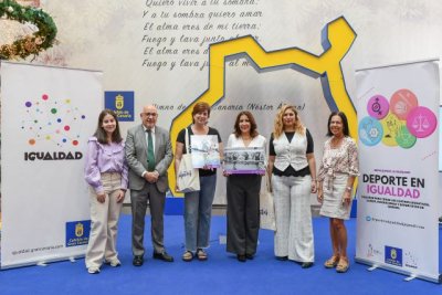 El Cabildo entrega los premios del concurso &lsquo;Enfoque Violeta&rsquo; con el que promueve la igualdad en el deporte