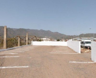 El Cabildo financia con 77.000 euros en alumbrado led un aparcamiento en Valsequillo