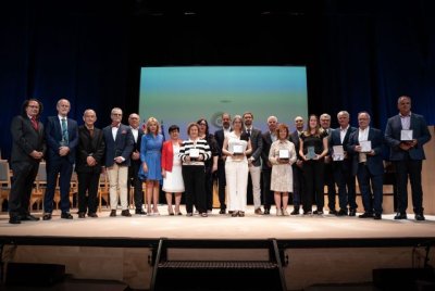 Educaci&oacute;n reconoce con diez distinciones Viera y Clavijo la meritoria labor de docentes y centros de ense&ntilde;anza