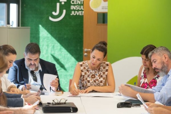 Jéssica de León destaca la caída del 5,11% en siniestralidad laboral en Canarias de enero a julio de 2025