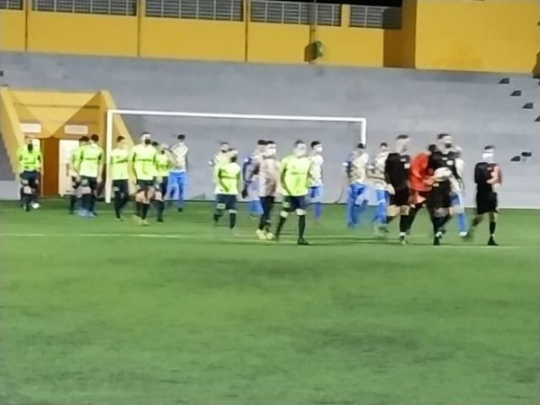 Fútbol 1ª Regional: (5-0) Manita del Atalaya al Saucillo con hack trick del Flaco