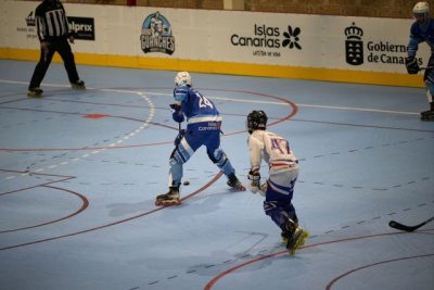 Hockey L&iacute;nea: El Arona Tenerife Guanches golea a Metropolitano y ser&aacute; cabeza de serie en los playoffs por el t&iacute;tulo