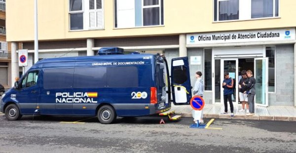 La Unidad M&oacute;vil de la Polic&iacute;a Nacional para tramitar el DNI y el Pasaporte vendr&aacute; a Gu&iacute;a nuevamente en mayo y junio