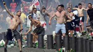 Aviso a los hooligans: "Habr&aacute; alcohol en Qatar, pero restringido"