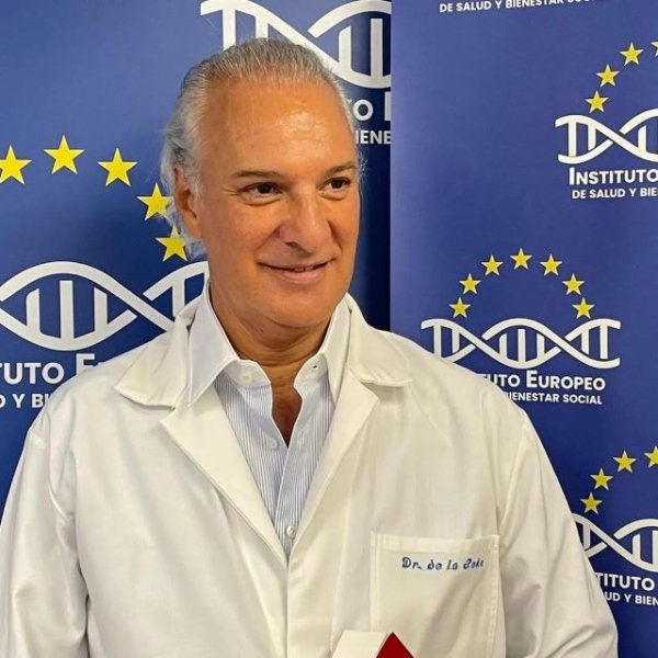 Art&iacute;culo de opini&oacute;n: 'La oraci&oacute;n ayuda a curar, afirma el profesor de cardiolog&iacute;a doctor Manuel de la Pe&ntilde;a'