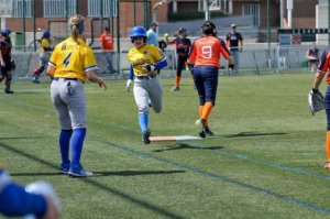 El IID ampl&iacute;a hasta 1.3 millones de euros las ayudas al deporte base femenino