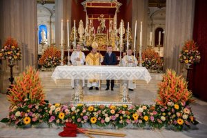 G&aacute;ldar: El Templo Santuario de Santiago celebra el centenario de la consagraci&oacute;n del altar mayor