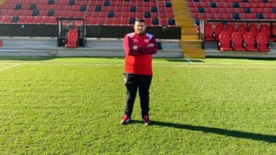 Dimite el preparador f&iacute;sico del Rayo femenino B por el caso Santiso
