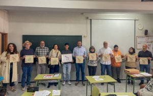 Villa de Moya: Aitor David Roque y la ilustración del ‘Acueducto de Trujillo’ son protagonistas en las talegas de San Antonio de Padua 2025