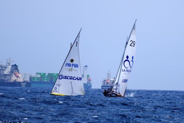 Vela Latina Canaria: El Portuarios Puertos de Las Palmas da un paso de gigante hacia el Campeonato Aguas de Teror