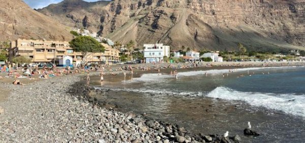 La Gomera cierra 2021 con el aumento de las pernoctaciones y el gasto turístico