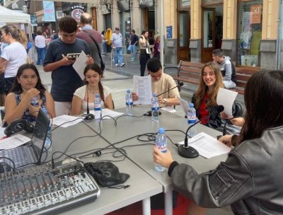 Un 55 por ciento de los centros canarios utiliz&oacute; la radio escolar como recurso educativo el curso pasado
