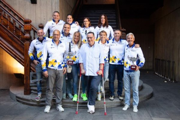 Poli Suárez ensalza la trayectoria del pádel canario tras el éxito nacional de las selecciones veteranas