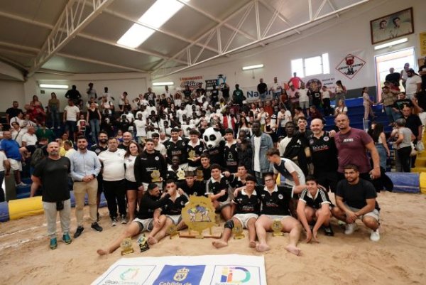 La afición vibra con las finales de la Liga Cabildo de Gran Canaria de Lucha Canaria