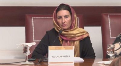 Gulalai Hotak, jueza del Tribunal Supremo de Afganist&aacute;n ofrece una conferencia en Telde