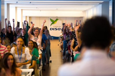 Las Escuelas Creativas de la Fundaci&oacute;n DISA re&uacute;nen a 300 docentes de Canarias