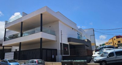 Vecinos de El Agujero en G&aacute;ldar denuncian que el espacio destinado a los vecinos del Centro de Interpretaci&oacute;n "La Guancha" en el Agujero de G&aacute;ldar, contin&uacute;a sin estar disponible 45 d&iacute;as despu&eacute;s de su inauguraci&oacute;n.