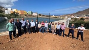 El Cabildo pone ocho kil&oacute;metros de tuber&iacute;as al servicio de las comunidades de regantes desde Anzo hasta Piso Firme