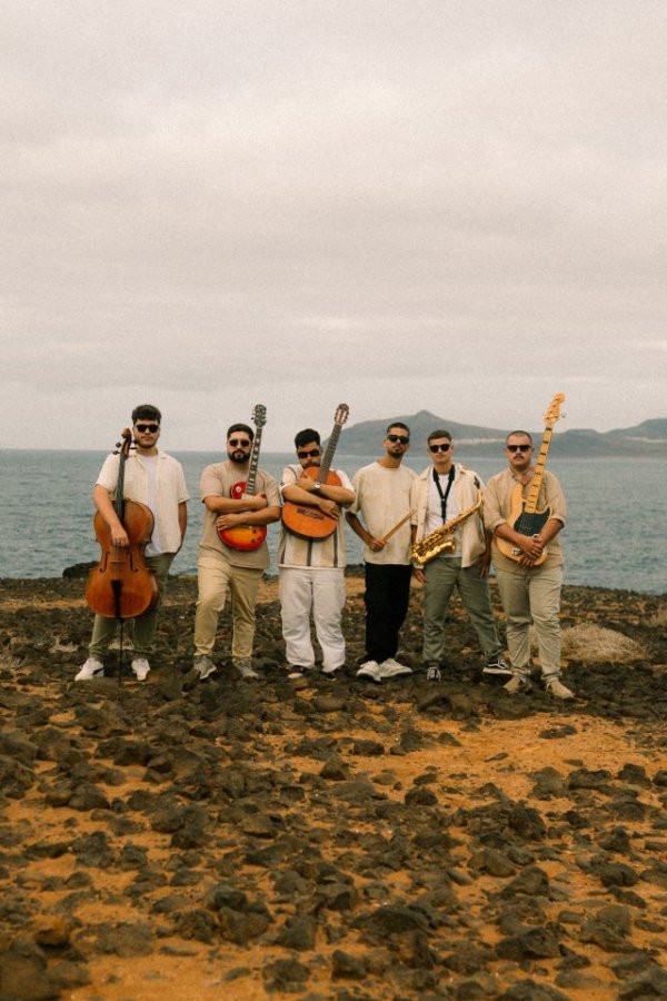 Tierra de Fuego publica su primer álbum y se presenta en el Teatro Juan Ramón Jiménez