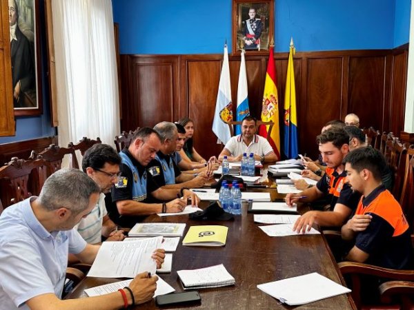 Guía: Medio centenar de personas trabajarán para garantizar la seguridad en las Fiestas de la Virgen 2023