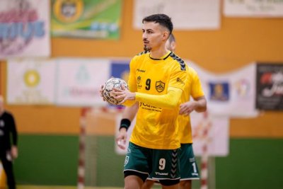 El Balonmano Desatascos Jumbo G&aacute;ldar confirma la continuidad de Jes&uacute;s Mendoza
