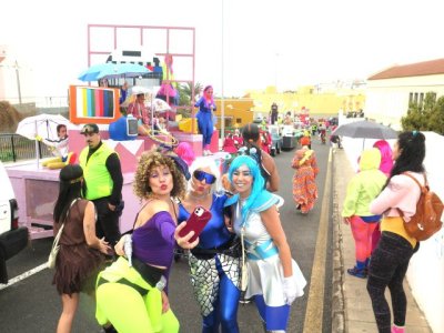 Gu&iacute;a abre la convocatoria para dise&ntilde;ar el Cartel del Carnaval de &lsquo;Los A&ntilde;os 80&rsquo;