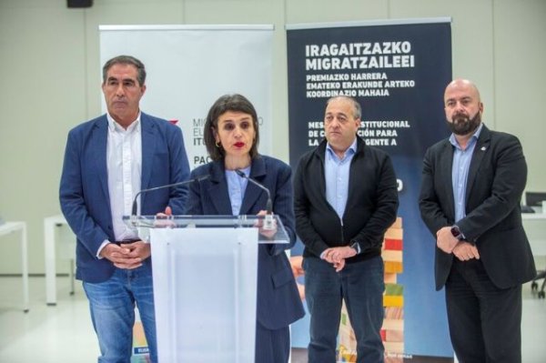 El 90% de las personas migrantes atendidas en Irún proviene de Canarias