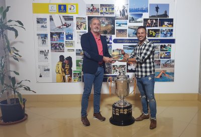 Francisco Castellano felicita al Real Club de Tiro El Rinc&oacute;n tras conquistar la Gran Copa de Espa&ntilde;a