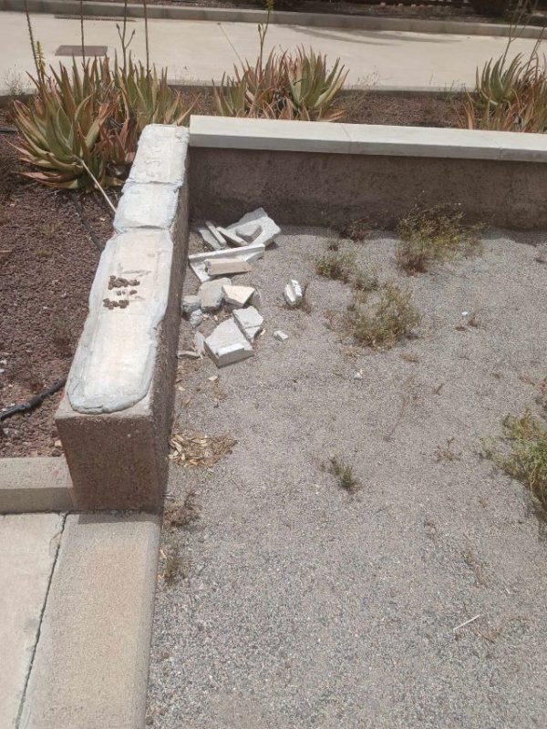 Parque D. Juan Aguiar Galván en Sardina de Gáldar abandonado
