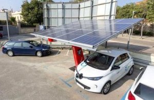 La Gomera: El Cabildo comienza las obras para dotar a la isla de seis nuevos puntos de recarga autosuficientes