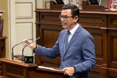 Pablo Rodr&iacute;guez reitera su compromiso con la finalizaci&oacute;n del proyecto Paredes-Alajer&oacute;-Aeropuerto de La Gomera