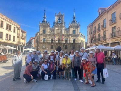La Aldea de San Nicolás apuesta por el turismo cultural para las personas mayores del municipio con un viaje a Castilla y León