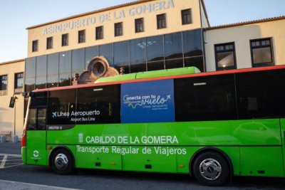La Gomera: GuaguaGomera lanza una campaña para fomentar el transporte público en sus rutas con el aeropuerto