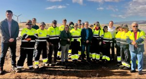 El Cabildo limpia de invernaderos 75 hect&aacute;reas, lo mismo que 100 campos de f&uacute;tbol, en las inmediaciones del Aeropuerto