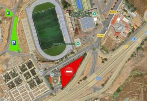 G&aacute;ldar: El aparcamiento del tanatorio municipal se reubica desde el mi&eacute;rcoles debido a las obras de instalaci&oacute;n de una marquesina fotovoltaica