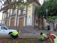 Gu&iacute;a: Los trabajadores del Programa de Empleo Social mejoran la imagen de los espacios p&uacute;blicos