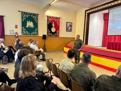 El LIV Curso de Altos Estudios de la Defensa Nacional, visita el Mando Militar del Ej&eacute;rcito de Canarias, en La Palma