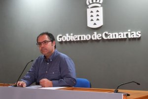 El paro baja 5.775 personas en Canarias