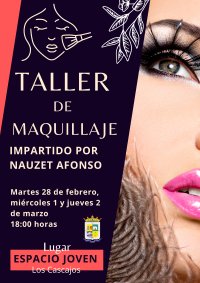 Nauzet Afonso imparte un taller de maquillaje en La Aldea de San Nicolás