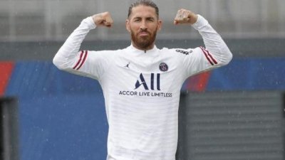 Ramos es convocado por primera vez con el PSG ante el City