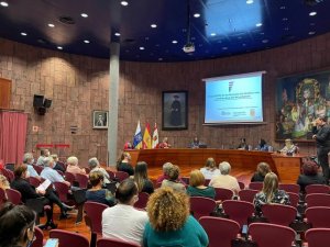 La Gomera: Cabildo y Funcasor avanzan en una estrategia para mejorar la calidad de vida de personas con sordera