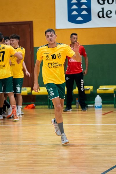 Jorge Hernández finaliza su etapa en el Balonmano Desatascos Jumbo Gáldar