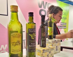 Canarias participa con sus mejores aceites en la World Olive Oil Exhibition en Madrid