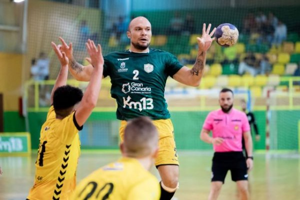 Balonmano: El Km13 Gáldar buscará la épica ante el líder