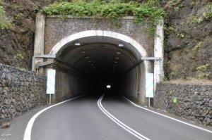 La Gomera: Cierre intermitente del túnel de la cumbre por trabajos de mantenimiento de la red eléctrica