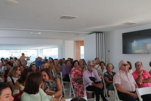 El &Aacute;rea de Salud de Lanzarote homenajea a los profesionales jubilados durante los tres &uacute;ltimos a&ntilde;os