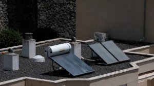 Canarias impulsa la rehabilitación energética de su parque de edificios públicos y privados